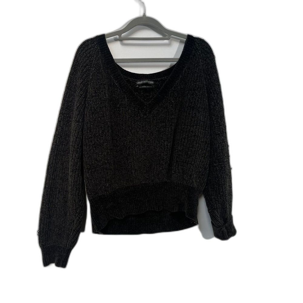 Urban Outfitters Soft Gray Cropped Long Sleeve V Neck Sweater Academia Large